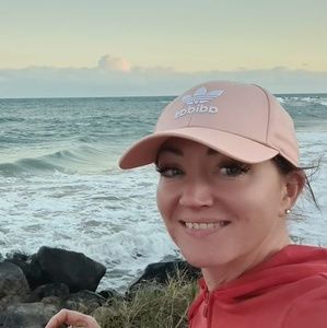 Meet your Posher, Alicia